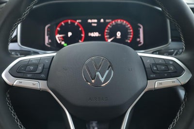 2025 Volkswagen Taos SEL 4MOTION