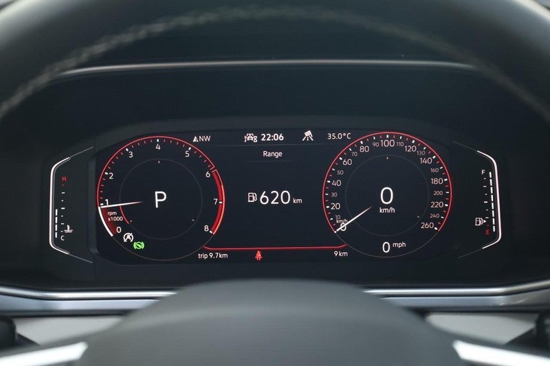 2025 Volkswagen Taos SEL 4MOTION