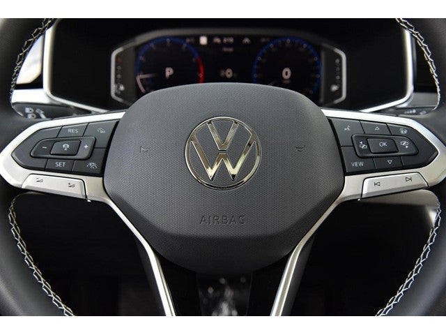 2025 Volkswagen Taos SEL 4MOTION