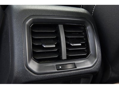 2025 Volkswagen Taos SEL 4MOTION