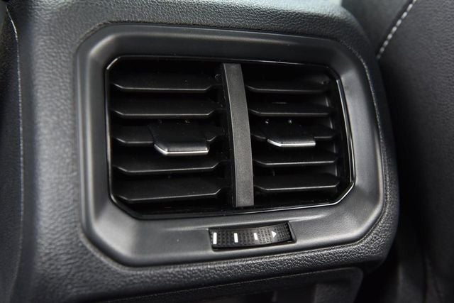 2026 Volkswagen Taos 1.5T SEL