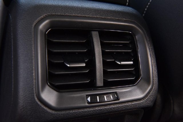 2027 Volkswagen Taos SEL 4MOTION