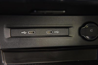 2027 Volkswagen Taos SEL 4MOTION