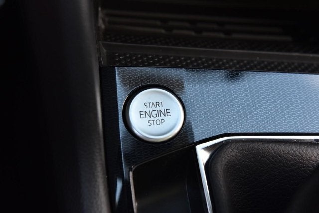 2027 Volkswagen Taos SEL 4MOTION