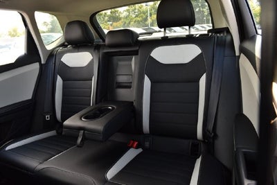 2027 Volkswagen Taos SEL 4MOTION