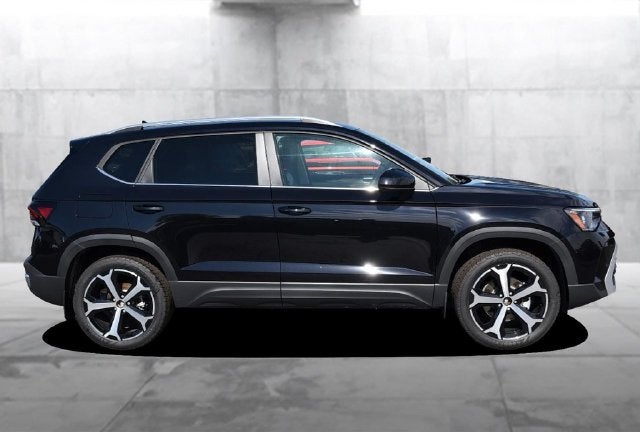 2027 Volkswagen Taos SEL 4MOTION