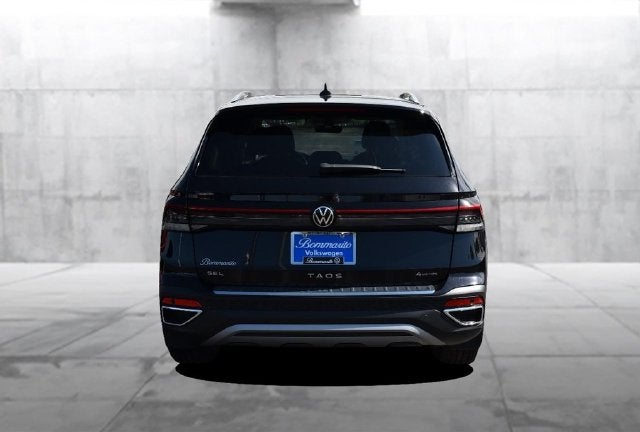 2027 Volkswagen Taos SEL 4MOTION