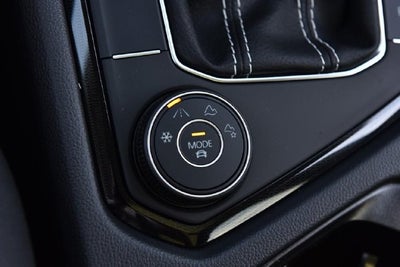 2027 Volkswagen Taos SEL 4MOTION
