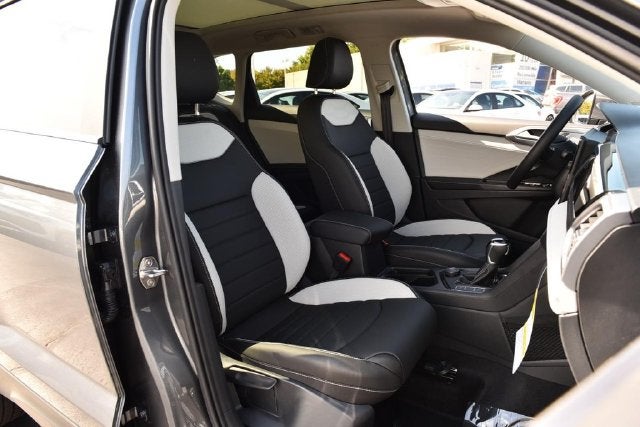 2027 Volkswagen Taos SEL 4MOTION