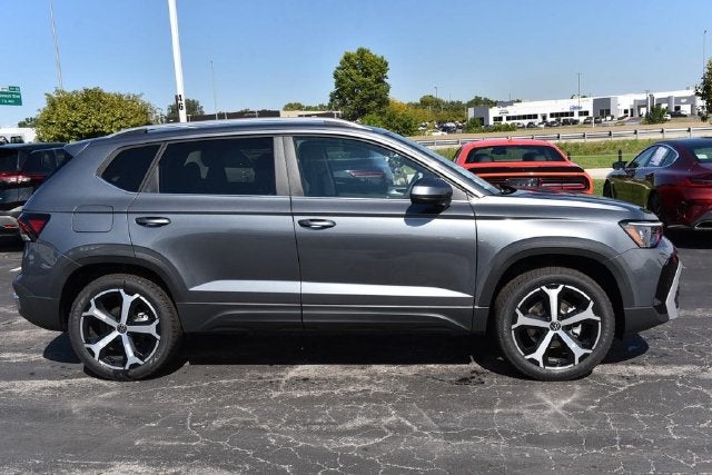 2027 Volkswagen Taos SEL 4MOTION