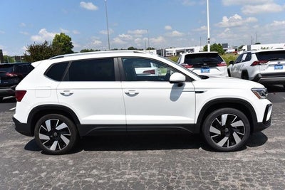2024 Volkswagen Taos 1.5T SEL