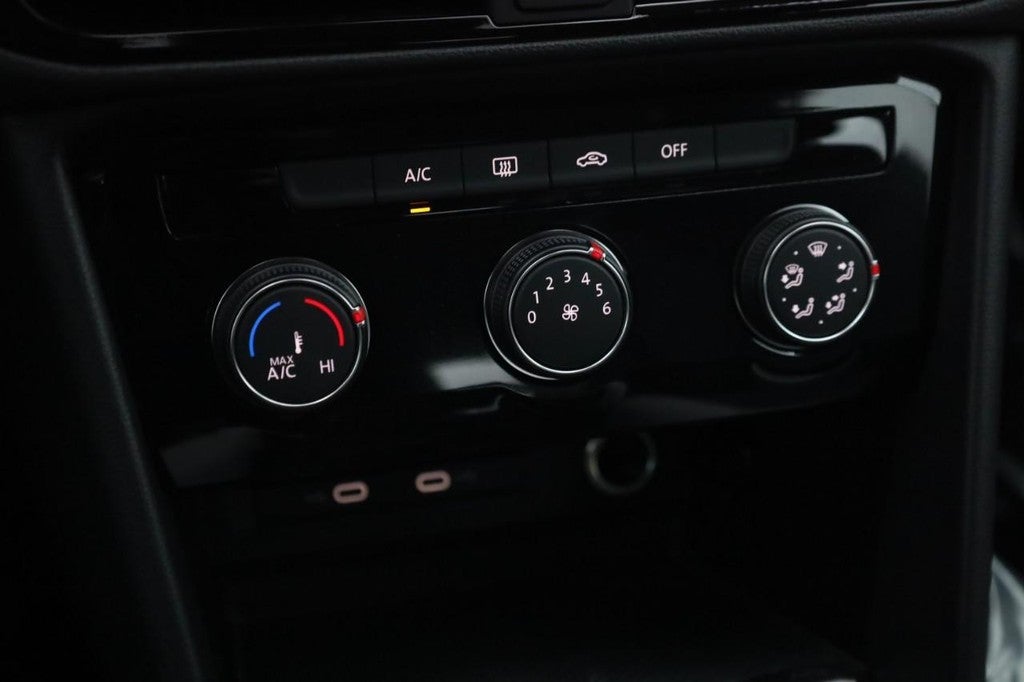 2026 Volkswagen Taos S FWD