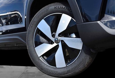 2026 Volkswagen Taos S 4MOTION