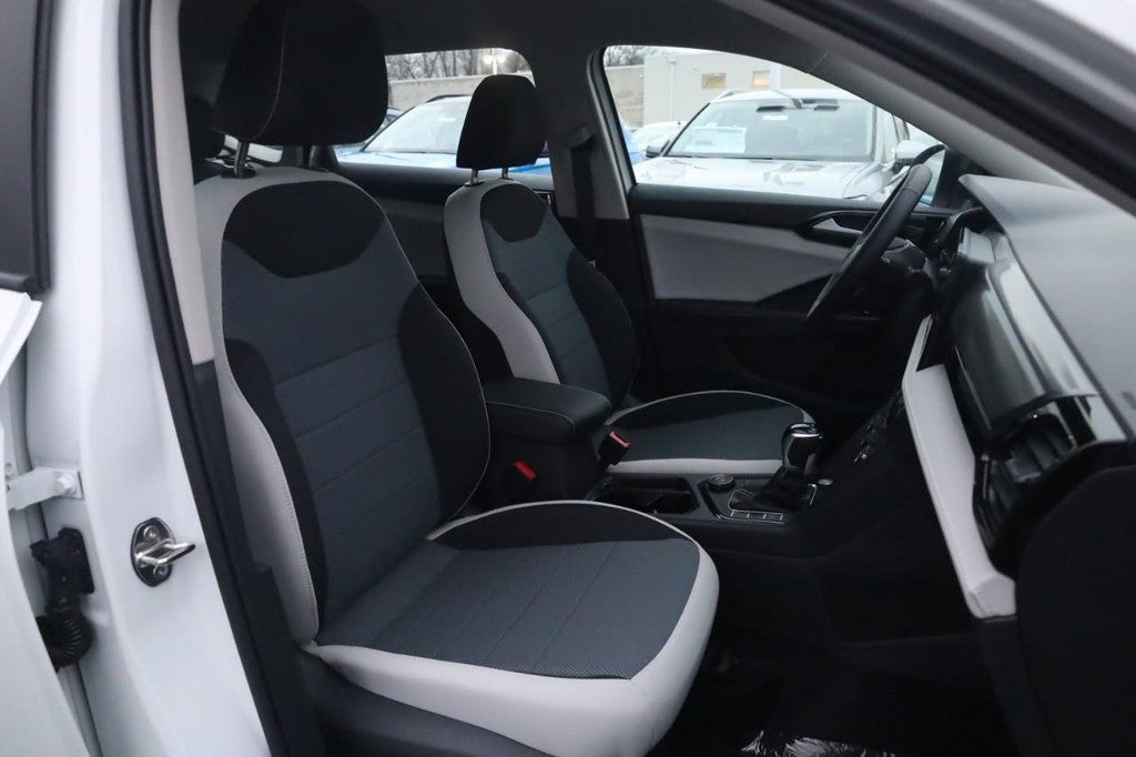 2026 Volkswagen Taos S 4MOTION