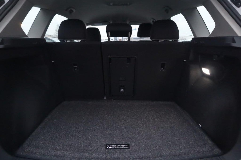 2026 Volkswagen Taos S 4MOTION