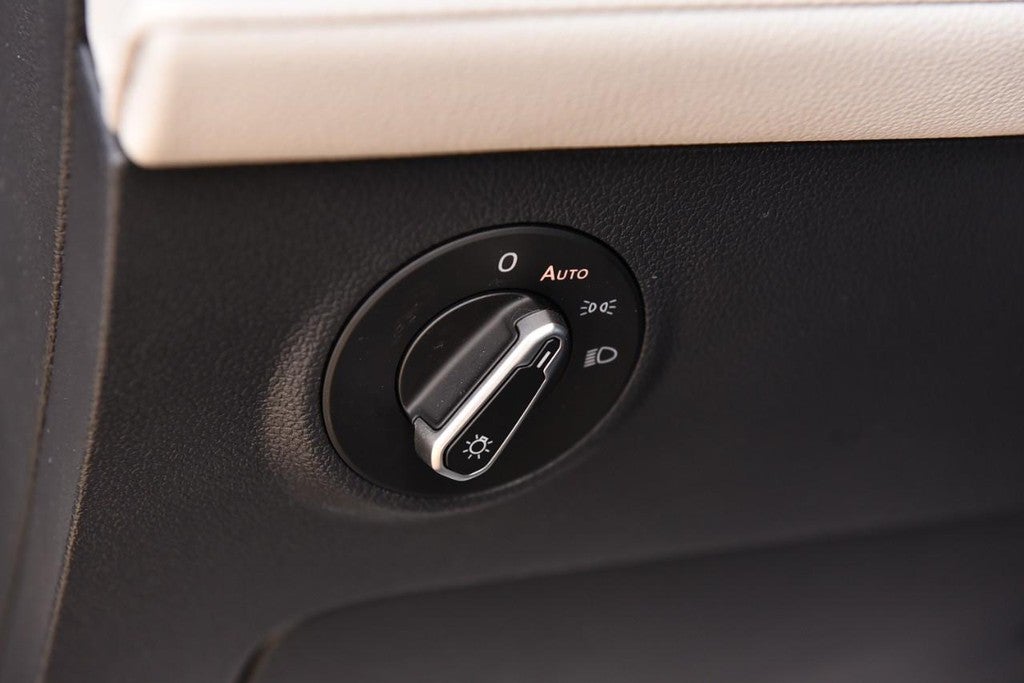 2025 Volkswagen Taos S 4MOTION