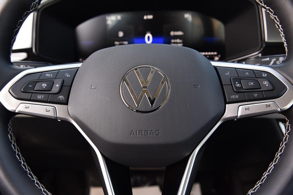 2025 Volkswagen Taos S 4MOTION