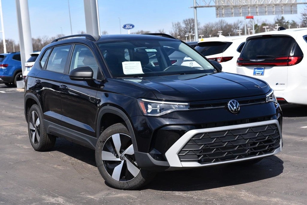 2025 Volkswagen Taos S 4MOTION