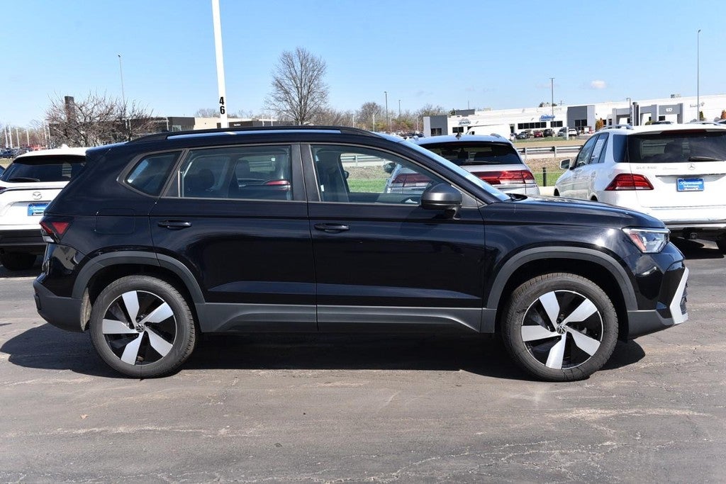 2025 Volkswagen Taos S 4MOTION