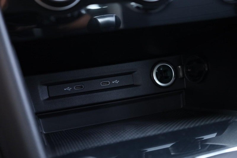 2025 Volkswagen Taos S 4MOTION