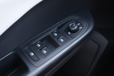 2025 Volkswagen Taos S 4MOTION