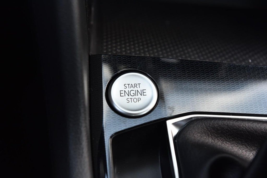 2026 Volkswagen Taos S 4MOTION