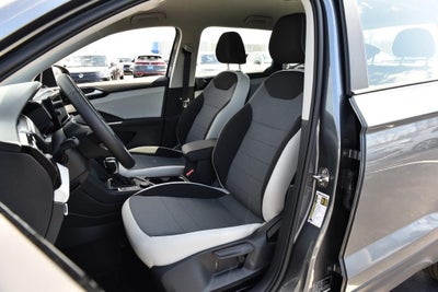 2026 Volkswagen Taos S 4MOTION