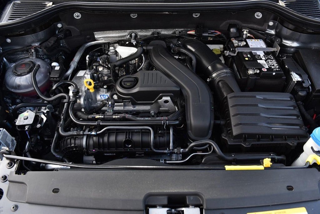 2026 Volkswagen Taos S 4MOTION