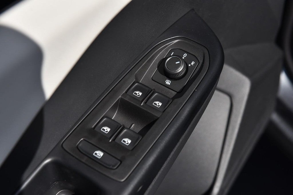 2026 Volkswagen Taos S 4MOTION