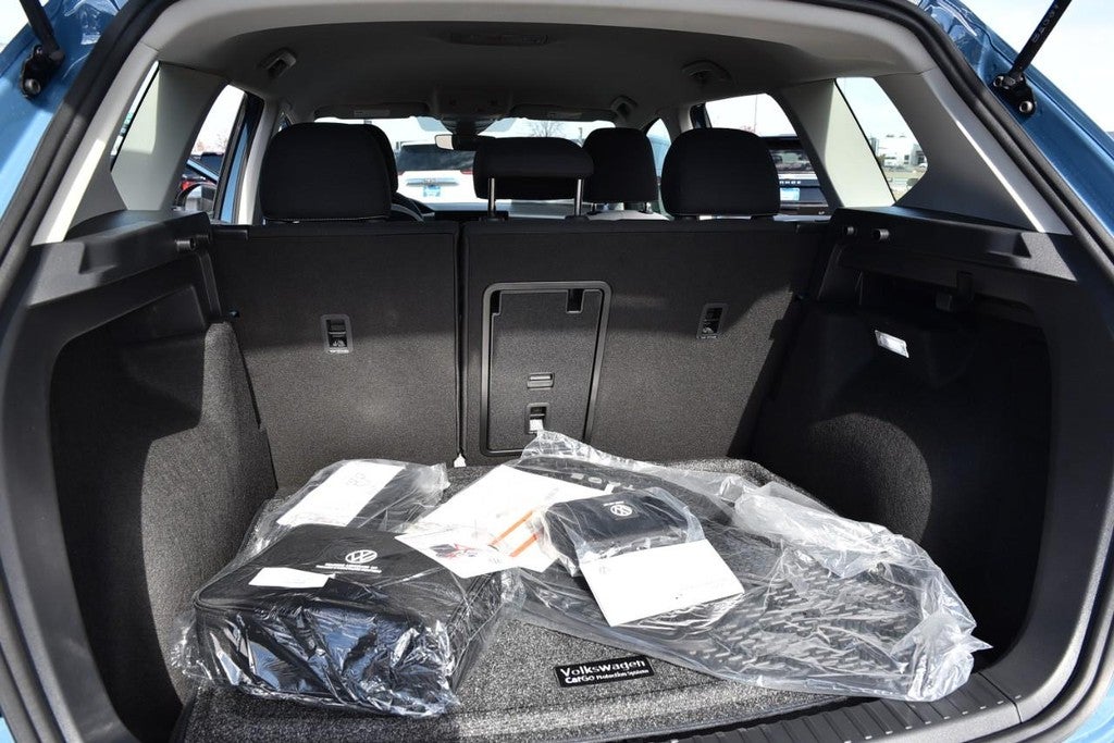 2026 Volkswagen Taos S 4MOTION