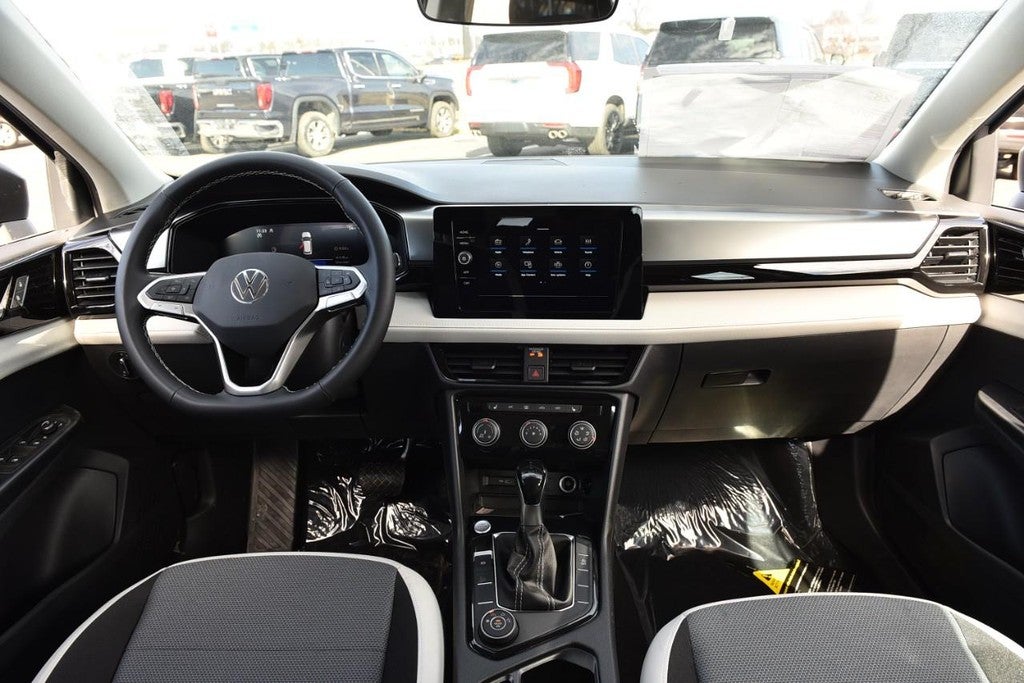 2026 Volkswagen Taos S 4MOTION