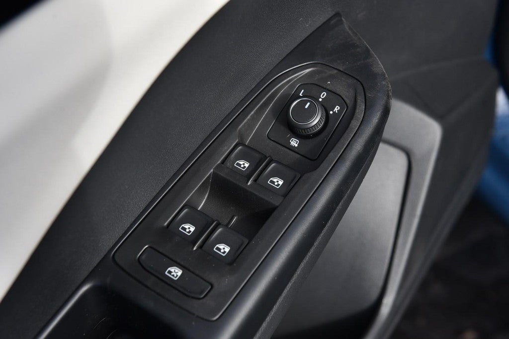 2026 Volkswagen Taos S 4MOTION