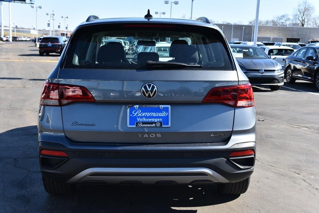 2022 Volkswagen Taos S 4MOTION