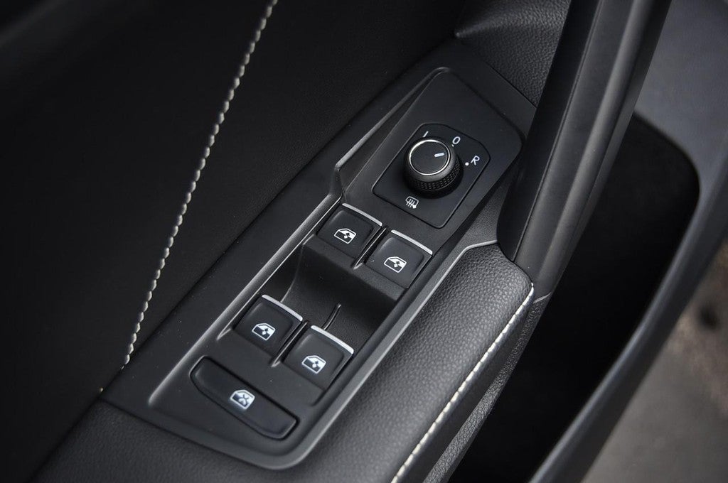 2023 Volkswagen Tiguan 2.0T SE R-Line Black FWD