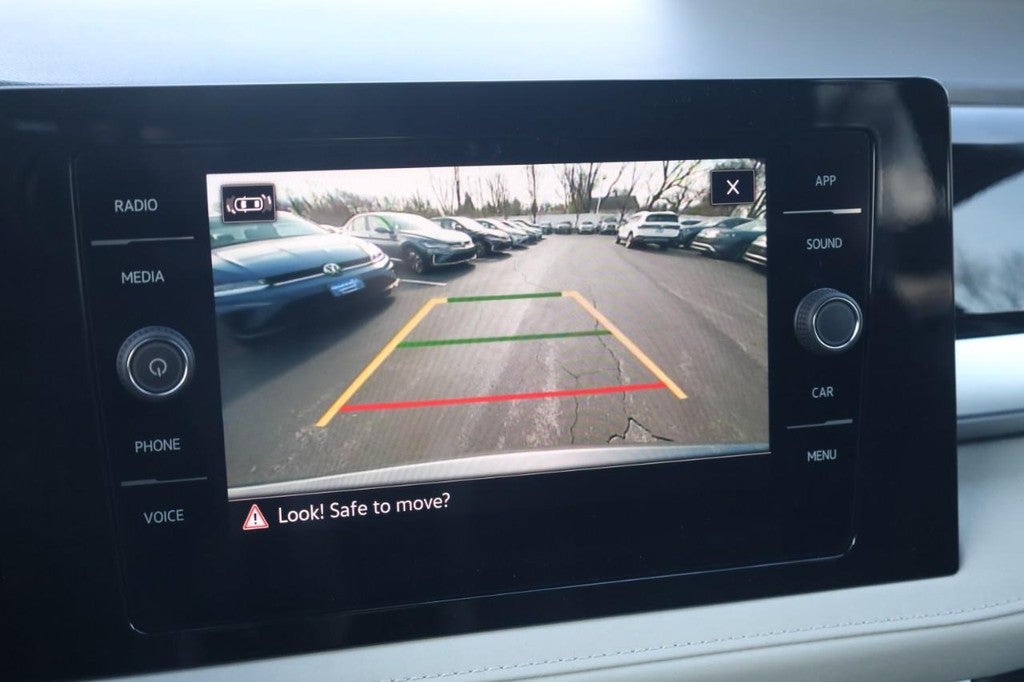 2026 Volkswagen Taos SE FWD