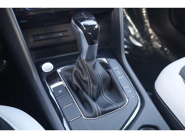 2026 Volkswagen Taos SE FWD