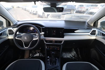 2026 Volkswagen Taos SE FWD