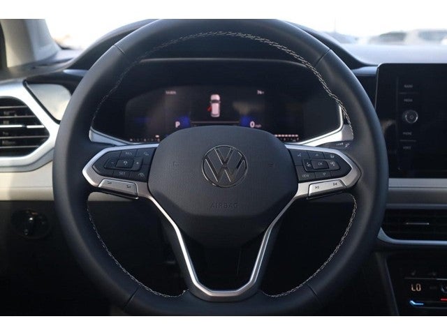 2026 Volkswagen Taos SE FWD