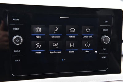 2025 Volkswagen Taos SE FWD