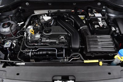 2025 Volkswagen Taos SE FWD