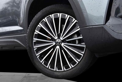 2025 Volkswagen Taos SE FWD