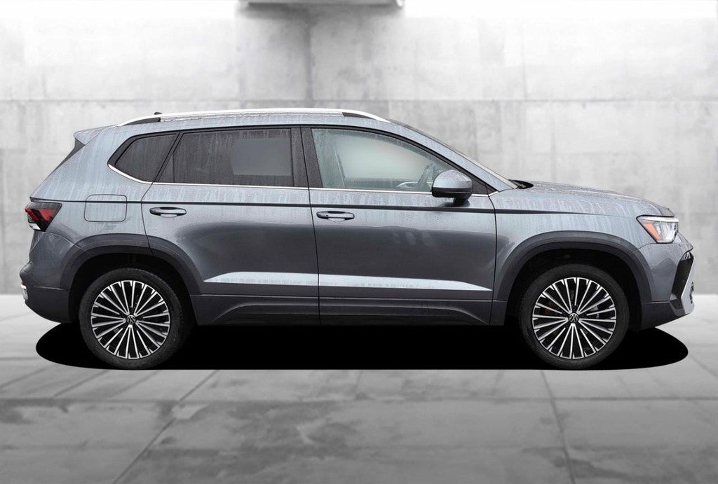 2025 Volkswagen Taos SE FWD