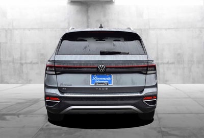 2025 Volkswagen Taos SE FWD