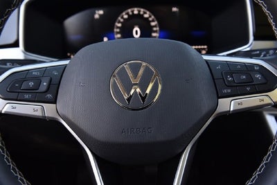2025 Volkswagen Taos 1.5T SE
