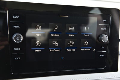 2026 Volkswagen Taos SE FWD