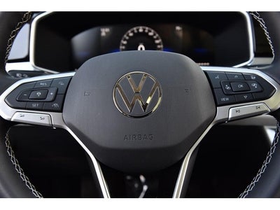 2026 Volkswagen Taos SE FWD