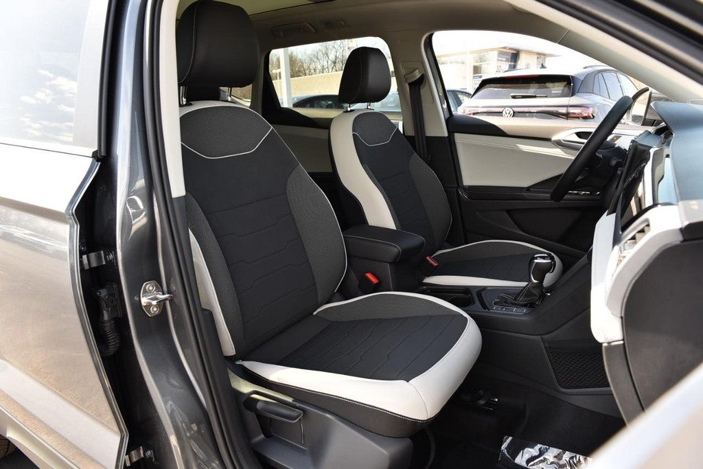 2026 Volkswagen Taos SE FWD