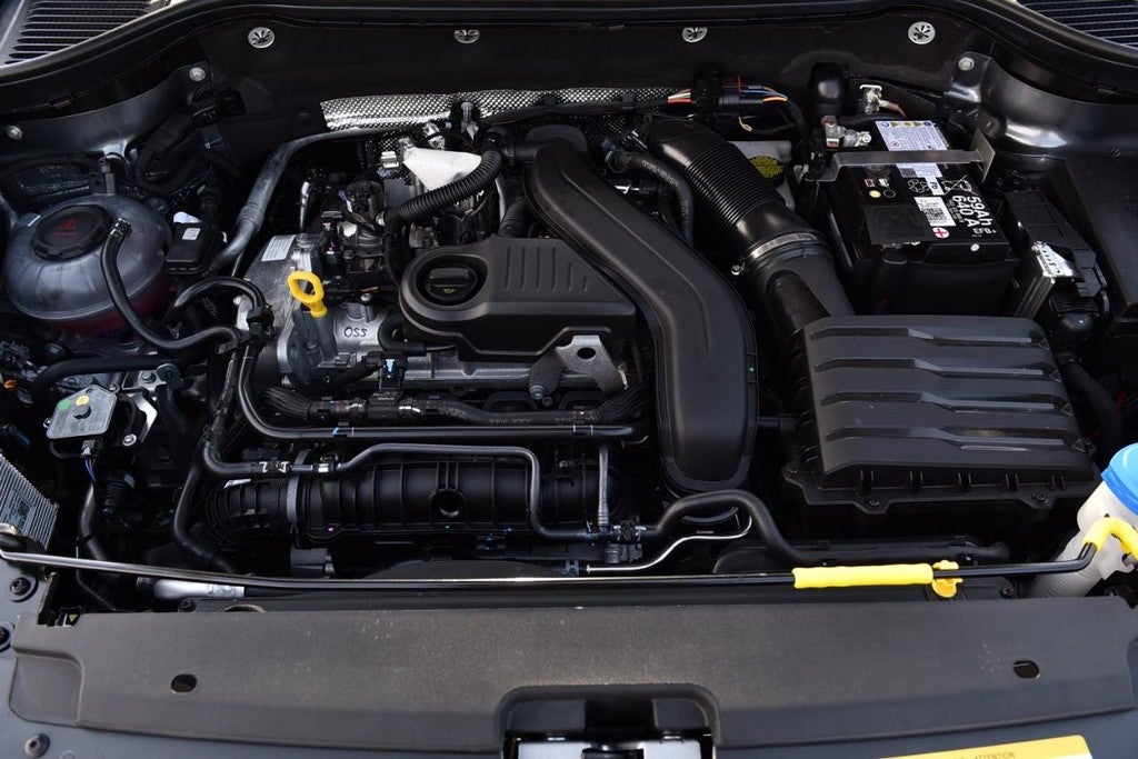 2026 Volkswagen Taos SE FWD