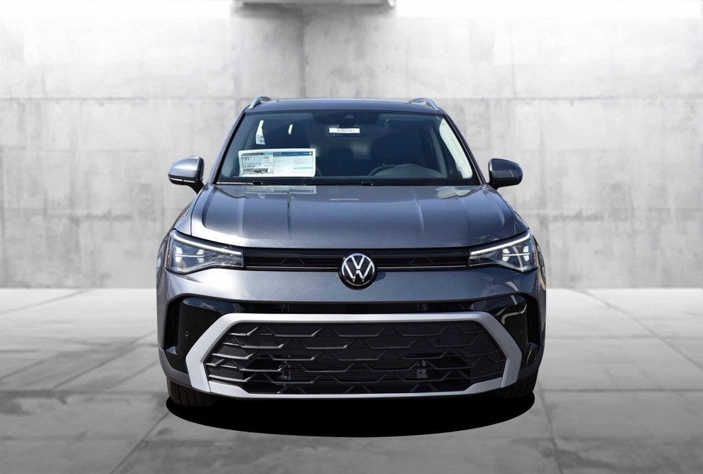 2026 Volkswagen Taos SE FWD