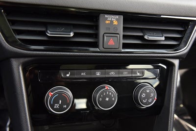 2023 Volkswagen Taos SE FWD